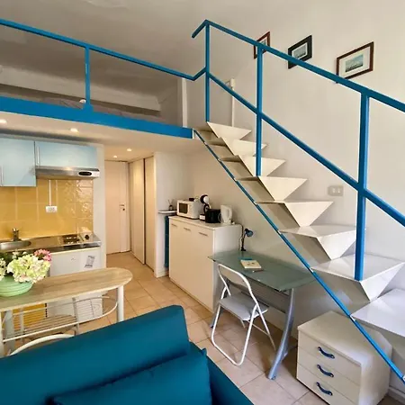 Azur Fsh Aparthotel